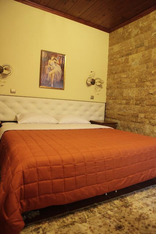 Appartement Xenonas Platia à Káto Loutrákion Extérieur photo