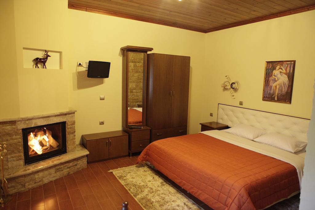 Appartement Xenonas Platia à Káto Loutrákion Chambre photo