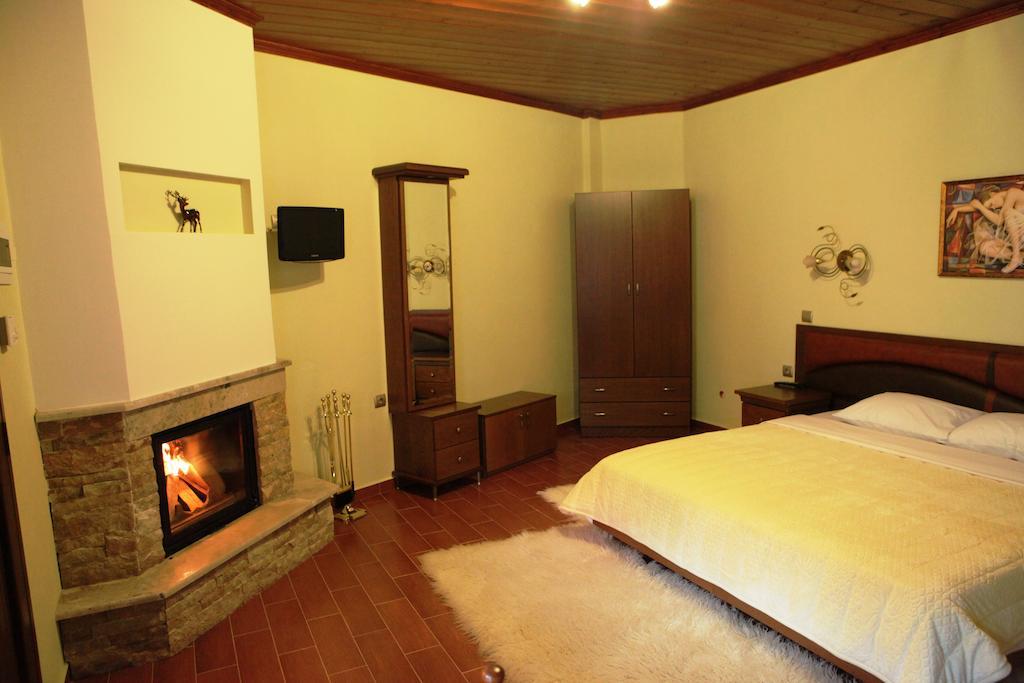 Appartement Xenonas Platia à Káto Loutrákion Extérieur photo